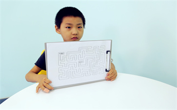 大人应该重视的问题：孩子专注力差的原因