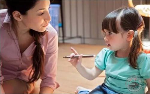 父母的家庭教育方式影响孩子的注意力
