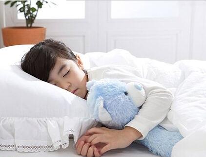 提高孩子的睡眠质量有助于集中注意力